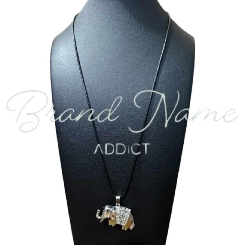 Yellow Aventurine Silver Toned Elephant Necklace - Picture 5 of 6